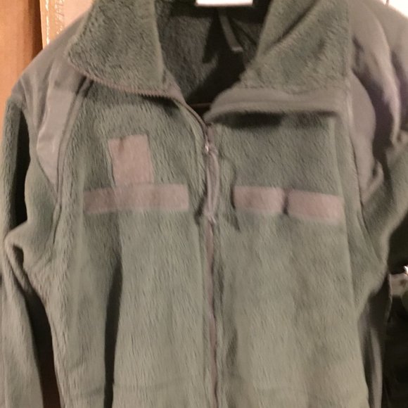 ECWCS GEN III L3 Foliage Green Fleece Cold Weather Jacket Large/Regular - Picture 7 of 8